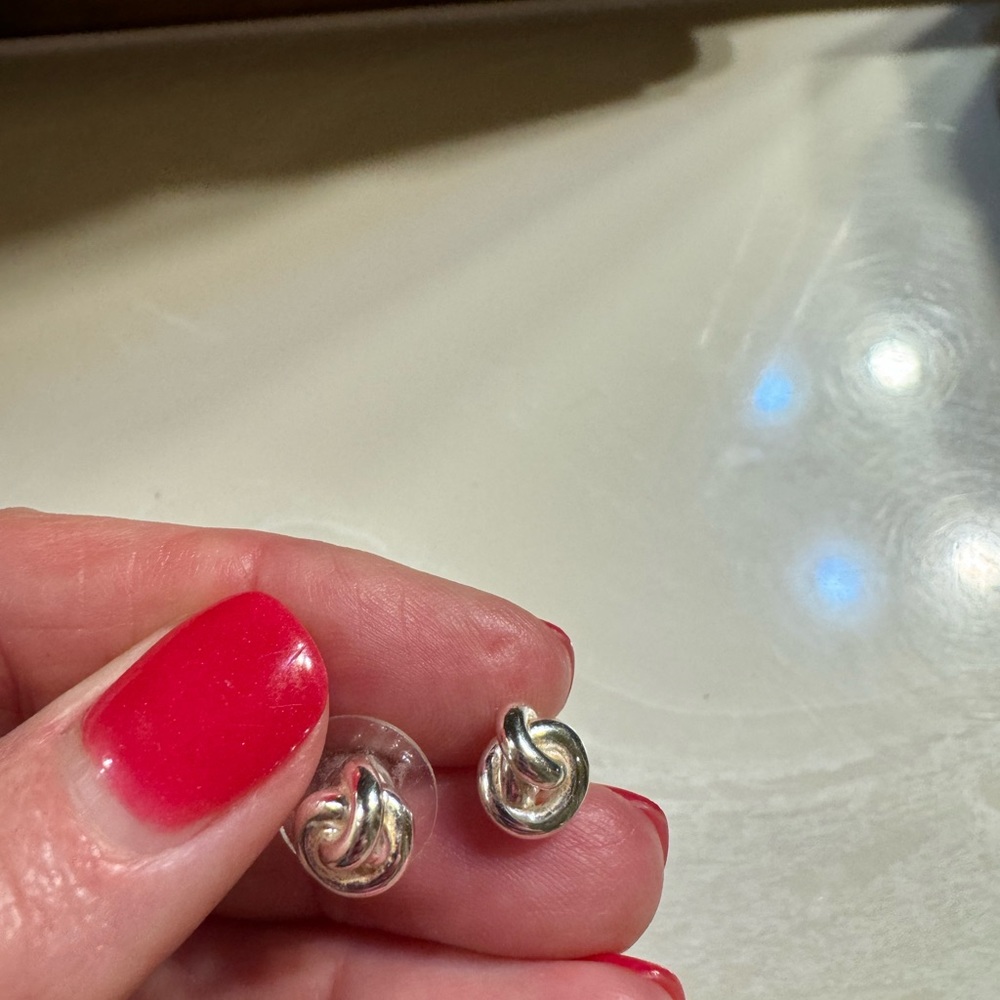 Kendra Scott silver knotted earrings